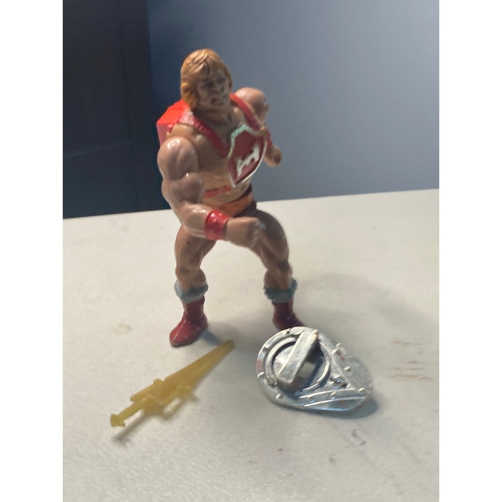 Vintage 1984 MOTU Thunder Punch He-Man Action Figure Mattel Taiwan Sword Shield